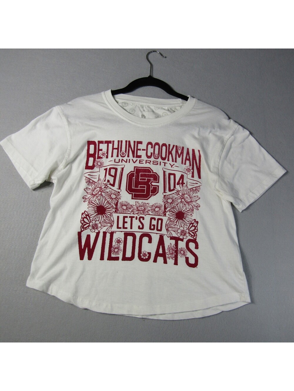 NWT Pressbox Bethune-Cookman University Wildcats Graphic Tee Woman's M White